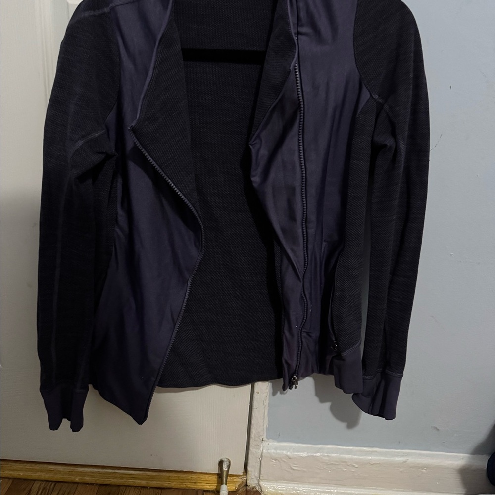 Lululemon Dark Jacket with Zipper